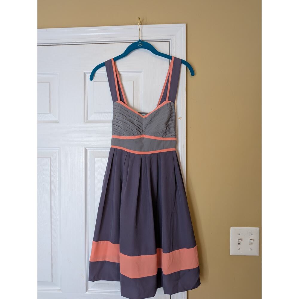 Kimchi Blue Strappy Fit & Flare Dress Size Small Gray Peach Colorblock Open Back
